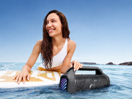 Surf Femme Enceinte Flottante Mer
